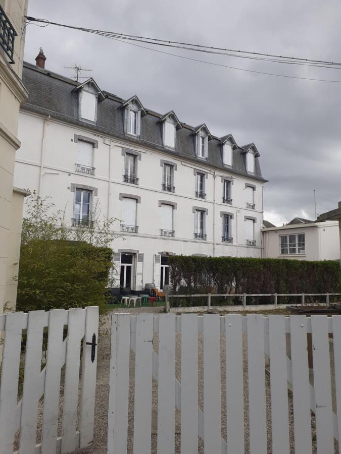 Apartament L'Annexe Cabourg Zewnętrze zdjęcie